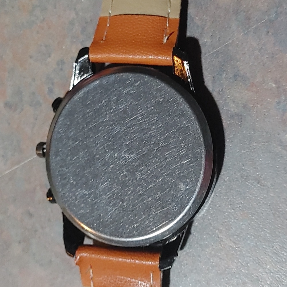 ✅Quartz Watch - Picture 4 of 6